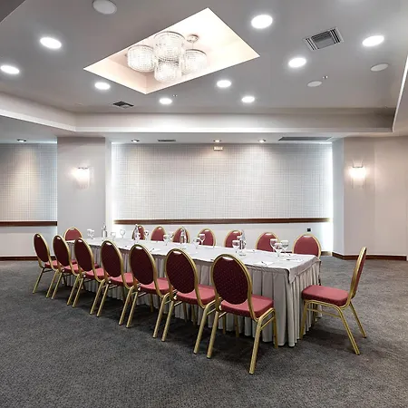 Hotel Civitel Akali